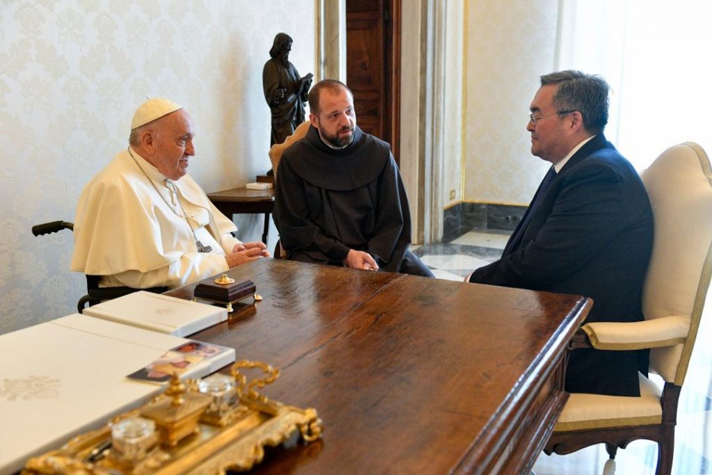 Заместитель Премьер-Министра РК Мухтар Тлеуберди посетил Ватикан