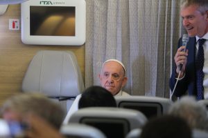 Пресс-конференция Папы Франциска на пути из Казахстана в Ватикан