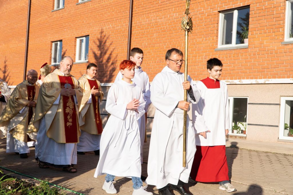 flowers for the pope