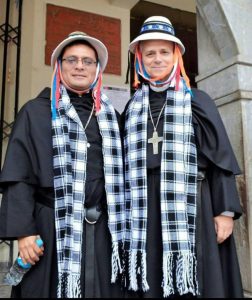 Папа Лев 14 с августинцем
