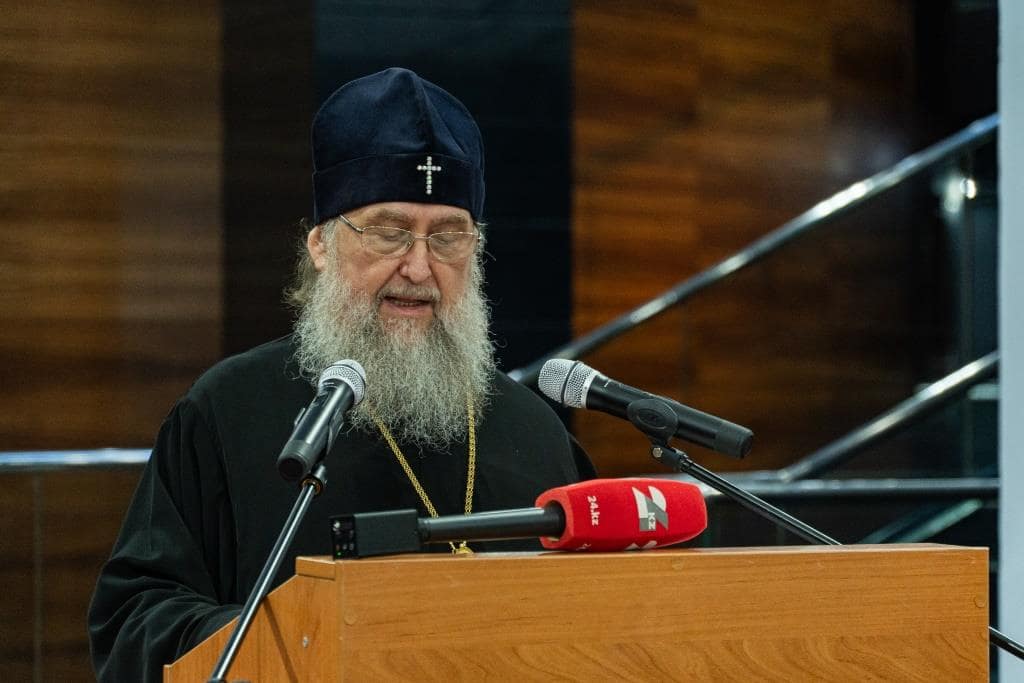 Митрополит Александр Туринская Плащаница