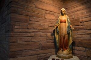 Святой Престол выпустил разъяснение о титулах Пресвятой Девы Марии: Матерь верующих, а не Соискупительница Матерь Божия